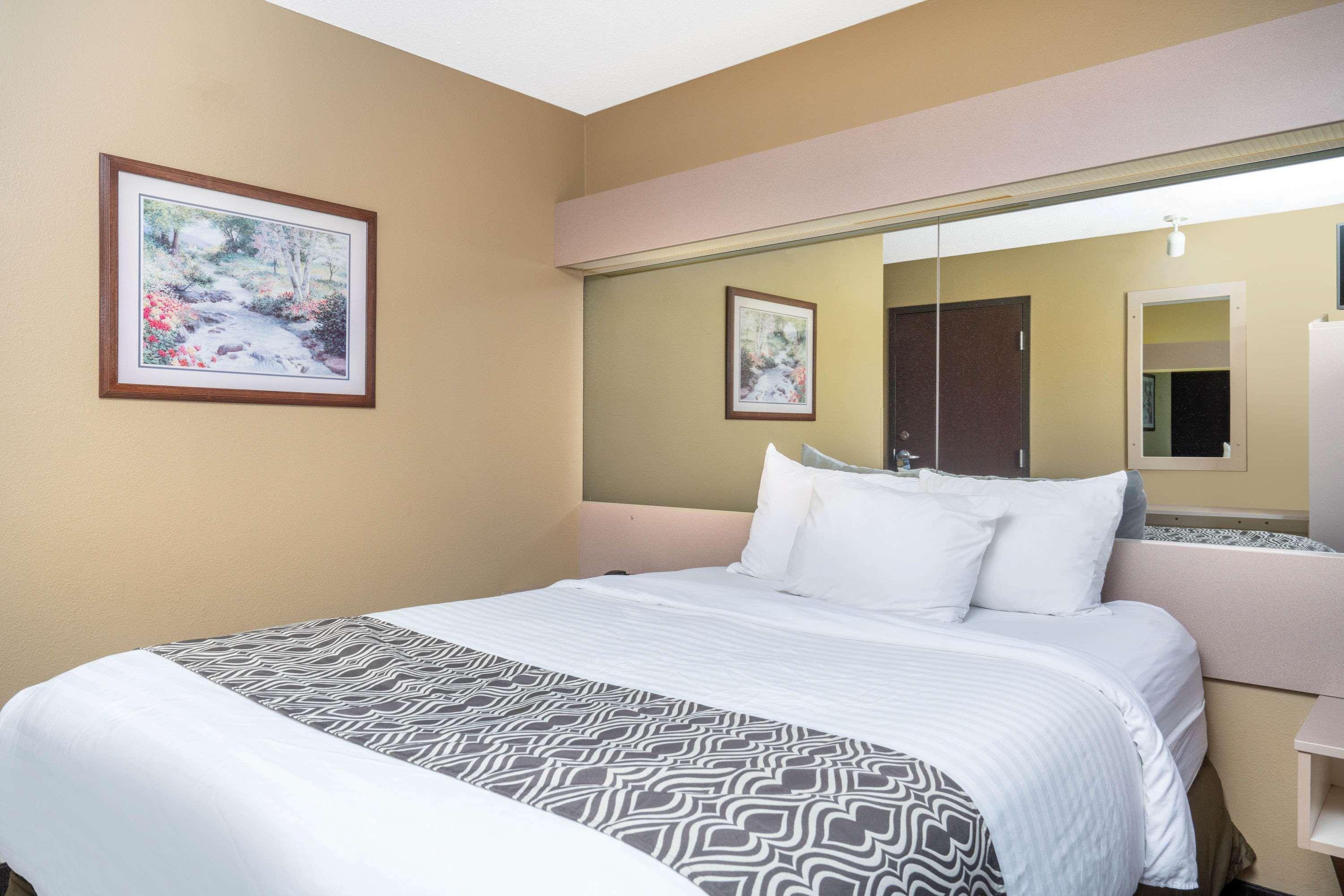 Microtel Inn & Suites By Wyndham Eagan/St Paul מראה חיצוני תמונה